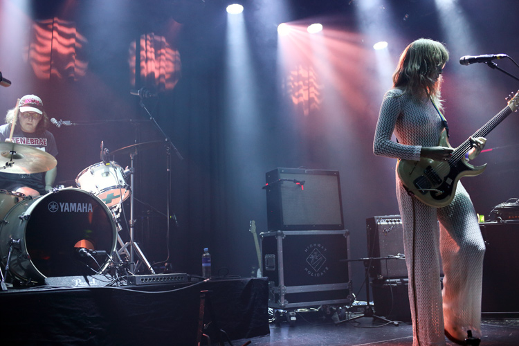 Earth Tongue @ Melkweg
