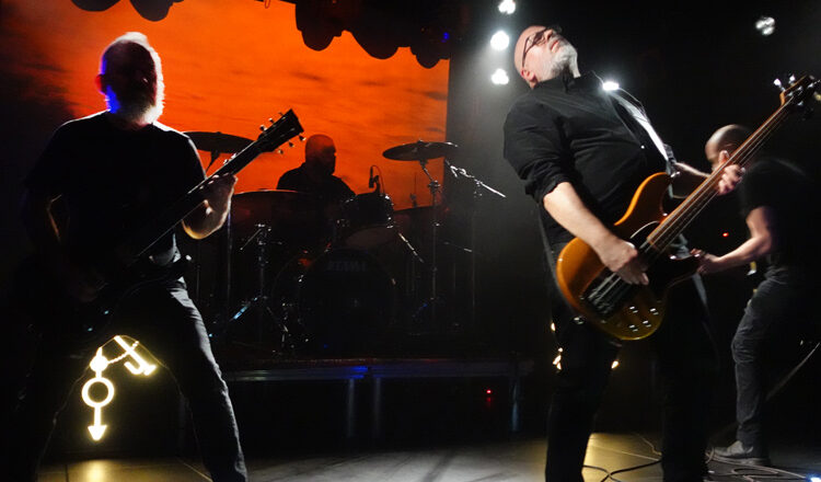 De band Hemelbestormer in Vera Groningen