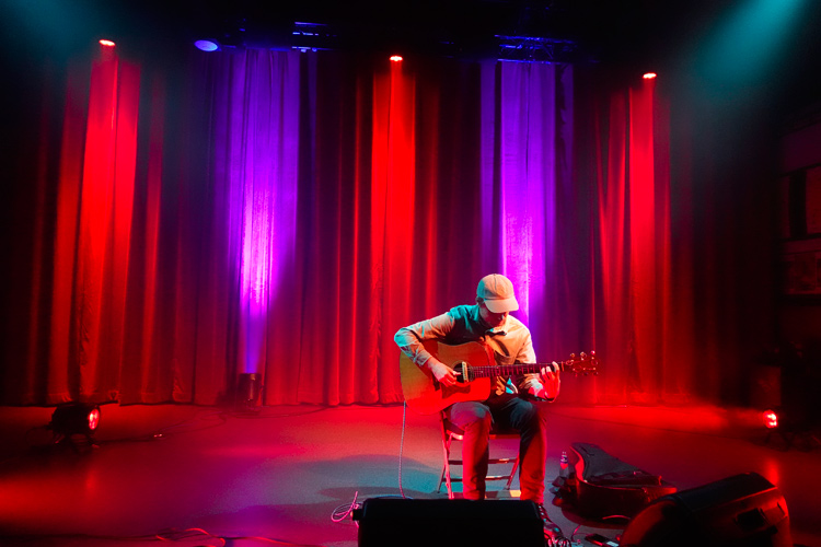 Tomáš Niesner in Vera, Groningen